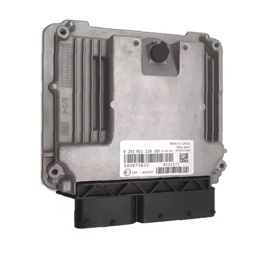 ECU EDC16C8 detalhe conector placa Fiat Iveco — ECM Tech Center